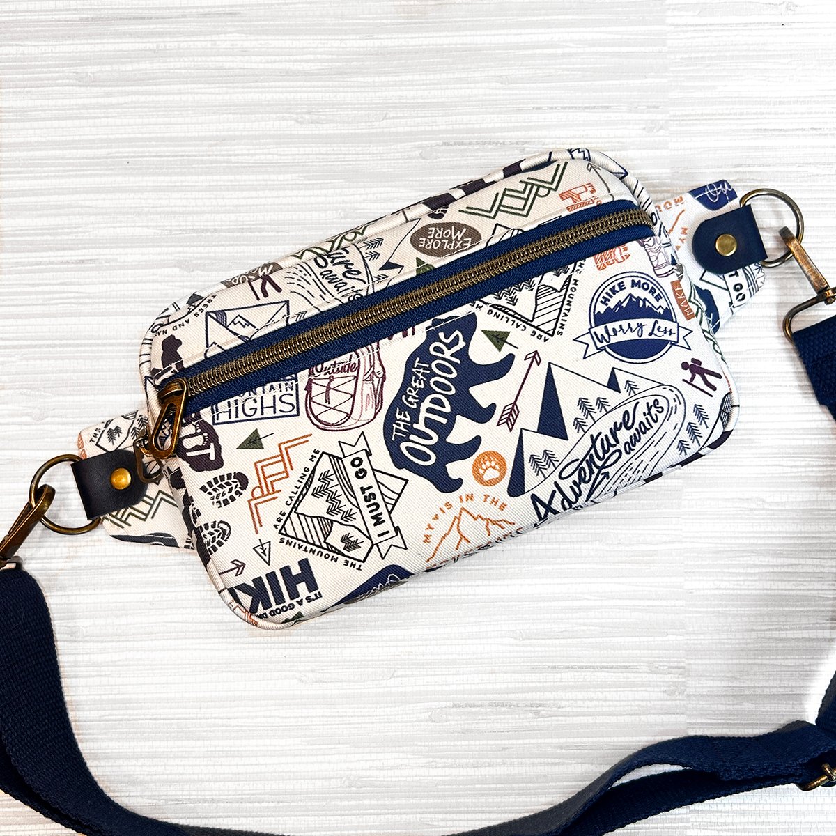 Hiking Fanny Pack for Women, Adventure Belt Bag, Outdoor Crossbody Bag - Image 4