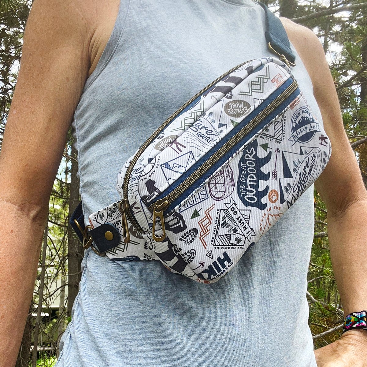 Hiking Fanny Pack for Women, Adventure Belt Bag, Outdoor Crossbody Bag - Image 14